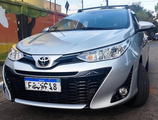 TOYOTA YARIS 1.5 16V FLEX XS CONNECT MULTIDRIVE TOYOTA YARIS 1.5 16V FLEX XS CONNECT MULTIDRIVE